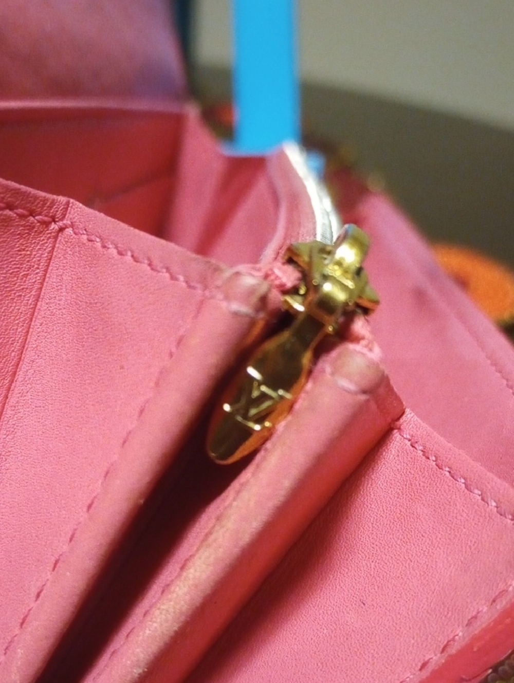 Louis Vuitton Monogram Wallet Fuschia - Picture 8 of 16